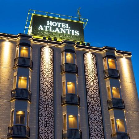 Hotel Atlantis Toyonaka (Adults Only) Exteriör bild